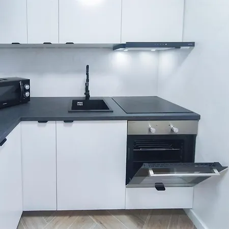 Alfa Doppelzimmer Teekueche Porsche Bosch L Gemeinschaftsbad Wifi Smarttv L Double With Kitchenette And Shared Bathroom *